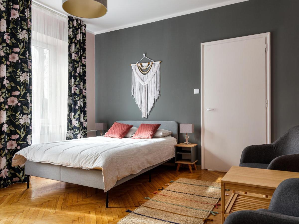 Apartament Zakatek Z Dwiema Sypialniami Bielsko-Biala Exterior photo